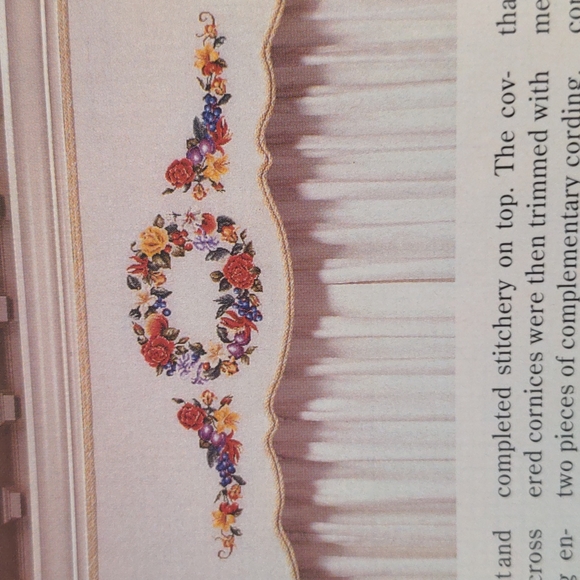 Just CrossStitch Magazine ~ September/October 1994 - Picture 6 of 15